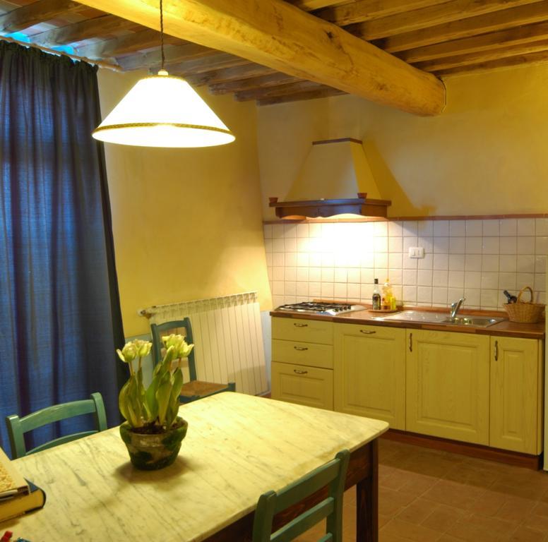 Agriturismo Podere La Marronaia San Gimignano Habitación foto